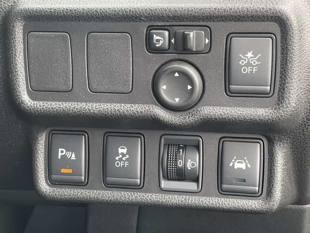 NISSAN NOTE 4WD 2019 Image 31