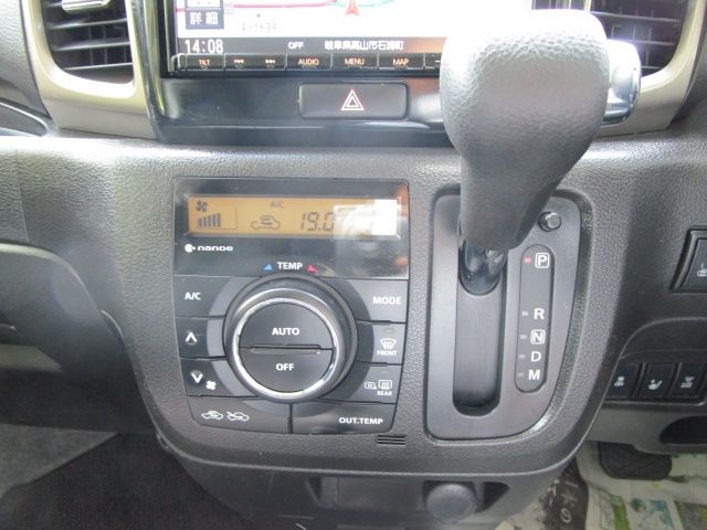 SUZUKI SPACIA CUSTOM Z 4WD 2017 Image 31