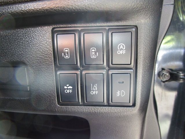 SUZUKI SPACIA CUSTOM Z 4WD 2017 Image 31