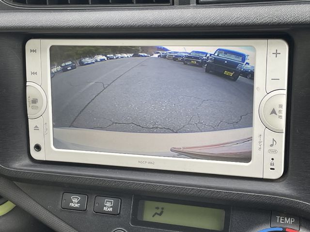 TOYOTA AQUA 2013 Image 31