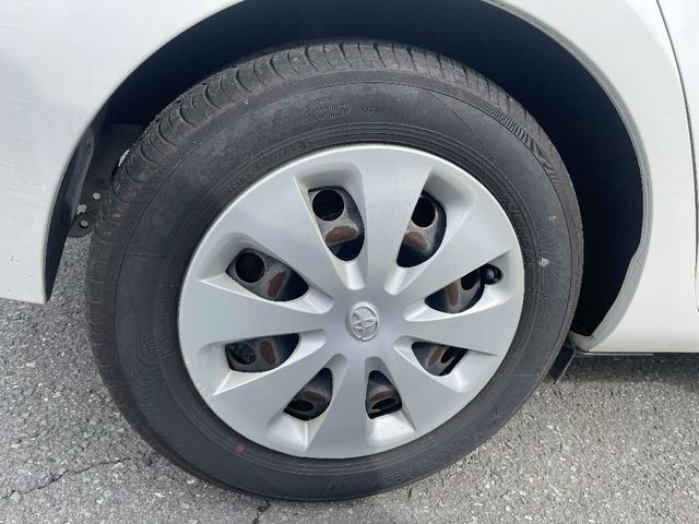 TOYOTA AQUA 2013 Image 31