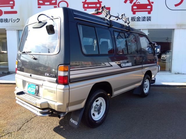 MITSUBISHI DELICA STARWAGON 4WD 1989 Image 31
