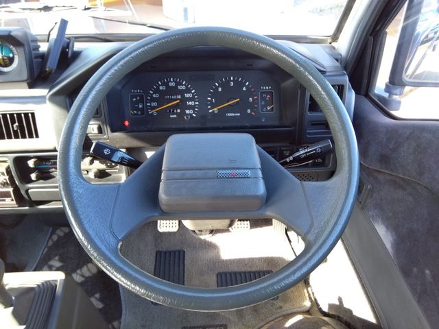 MITSUBISHI DELICA STARWAGON 4WD 1989 Image 31