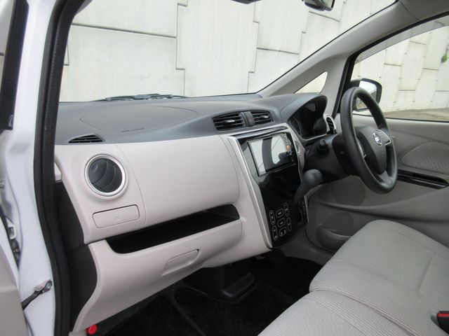 NISSAN DAYZ 2015 Image 31