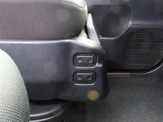 TOYOTA ROOMY 2018 Image 31