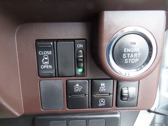 TOYOTA ROOMY 2018 Image 31