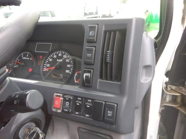 ISUZU ELF 2019 Image 31