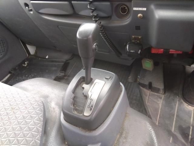 ISUZU ELF 2019 Image 31