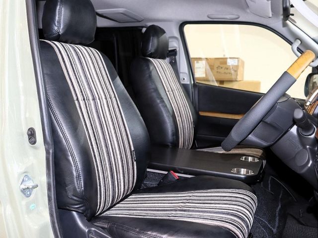 TOYOTA HIACE VAN 2WD 2014 Image 31