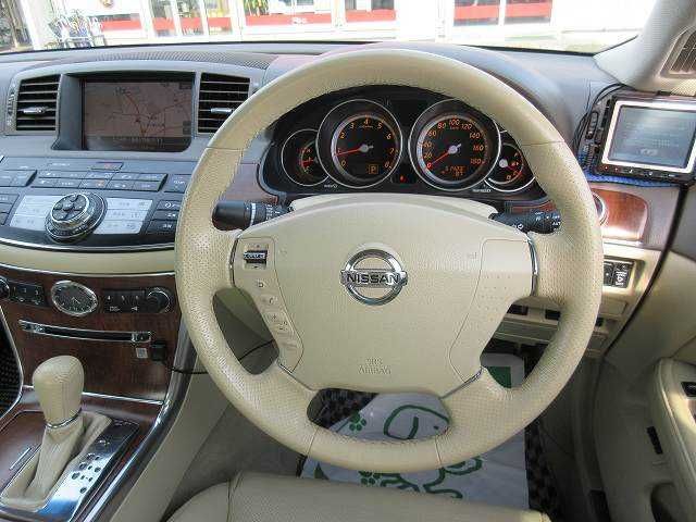 NISSAN FUGA 2005 Image 31