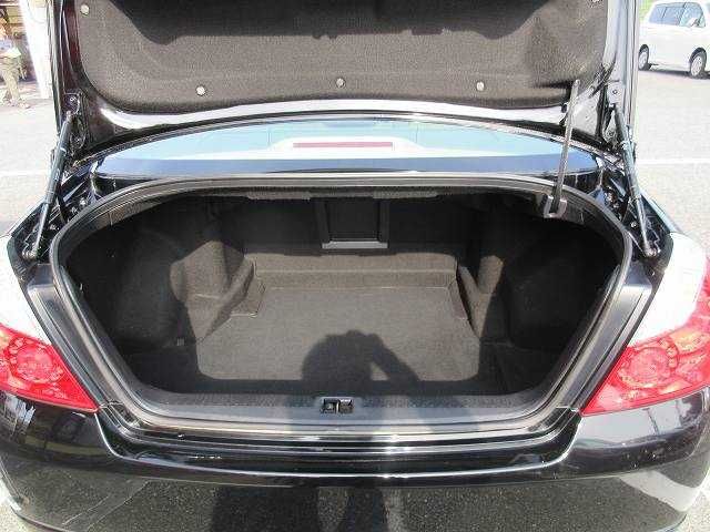 NISSAN FUGA 2005 Image 31