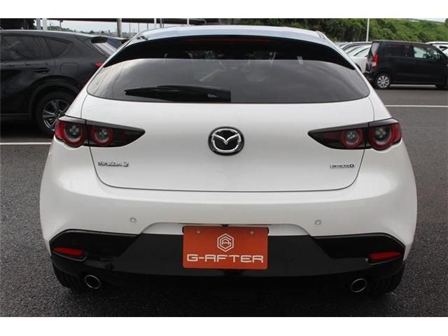 MAZDA 3 FASTBACK 2019 Image 31