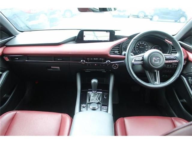 MAZDA 3 FASTBACK 2019 Image 31