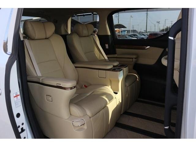 TOYOTA VELLFIRE 2015 Image 31