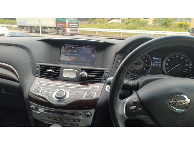 NISSAN CIMA HYBRID 2015 Image 31