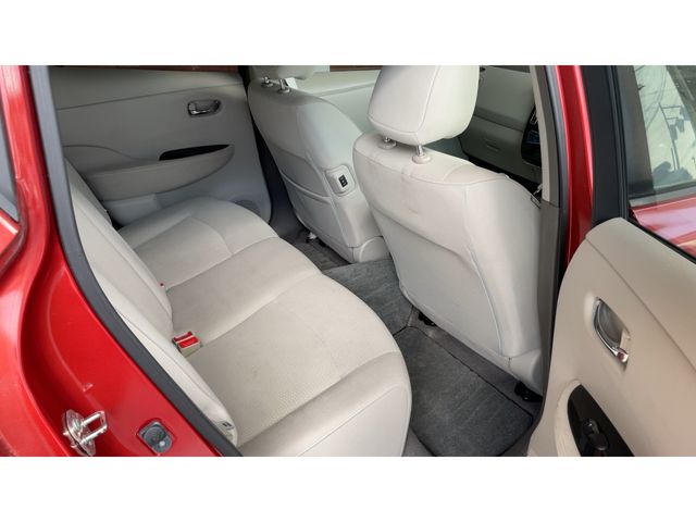 NISSAN LEAF 2015 Image 31