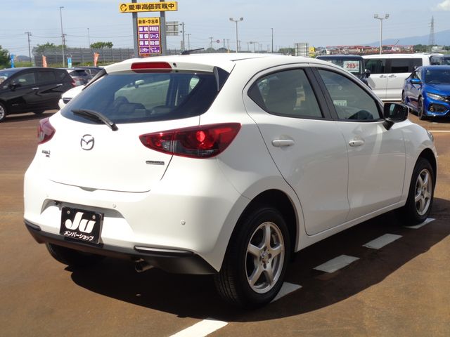 MAZDA 2 2020 Image 31