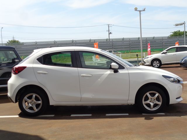 MAZDA 2 2020 Image 31