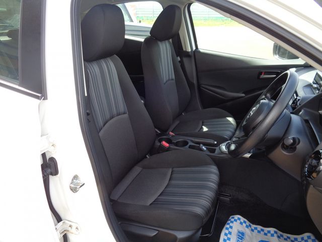 MAZDA 2 2020 Image 31