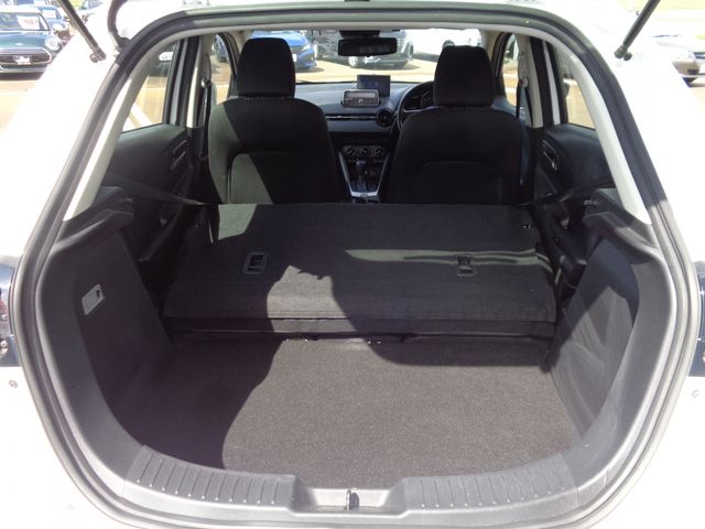 MAZDA 2 2020 Image 31