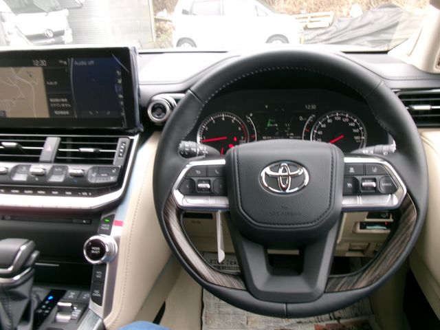 TOYOTA LANDCRUISER WAGON 2023 Image 31