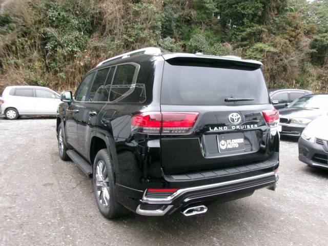 TOYOTA LANDCRUISER WAGON 2023 Image 31