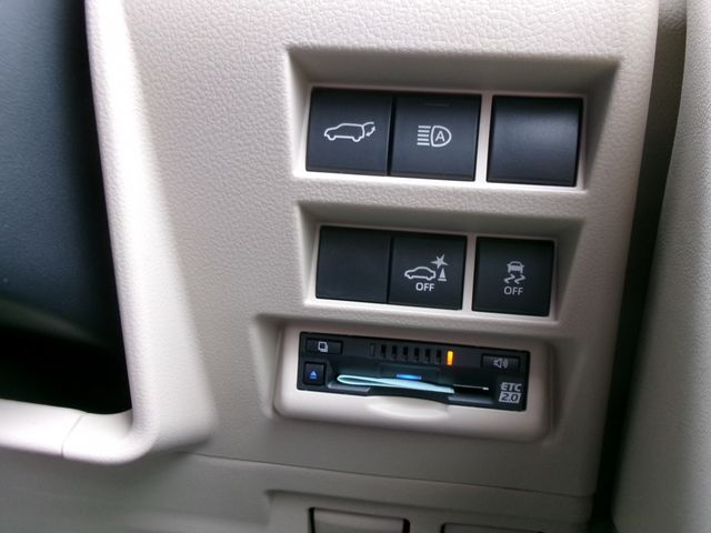 TOYOTA LANDCRUISER WAGON 2023 Image 31