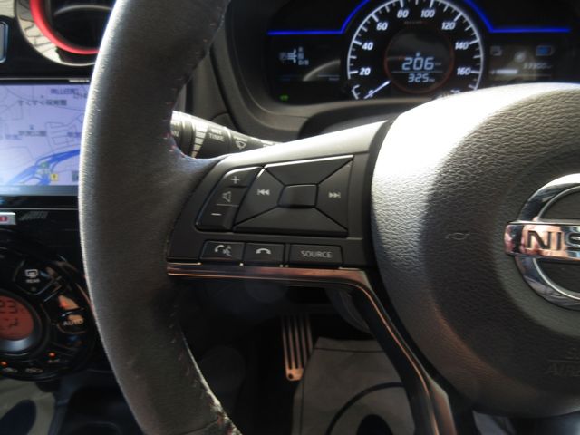 NISSAN NOTE 2017 Image 31