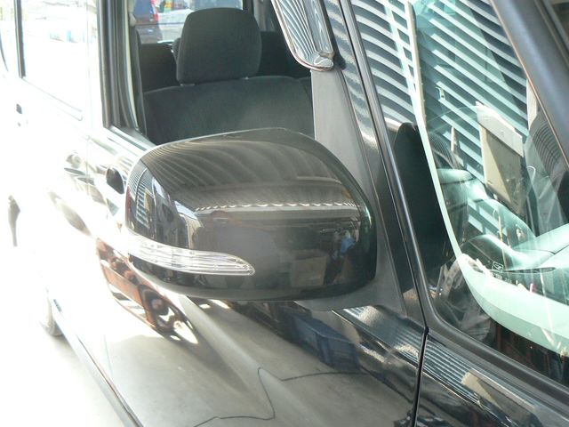 DAIHATSU TANTO CUSTOM 2010 Image 31