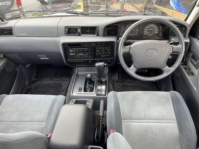 TOYOTA LANDCRUISER VAN 1997 Image 31