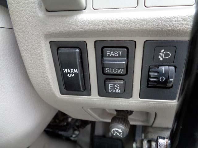 HINO DUTRO 2008 Image 31