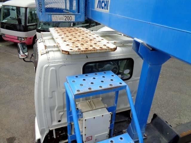 HINO DUTRO 2008 Image 31