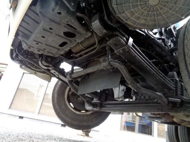 HINO DUTRO 2008 Image 31