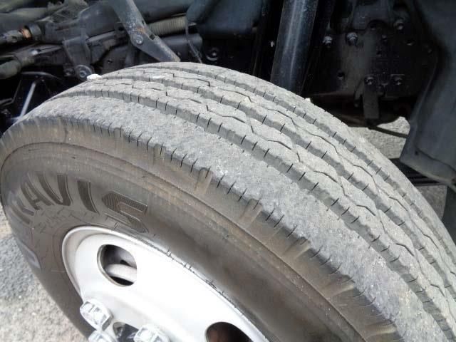 HINO DUTRO 2008 Image 31