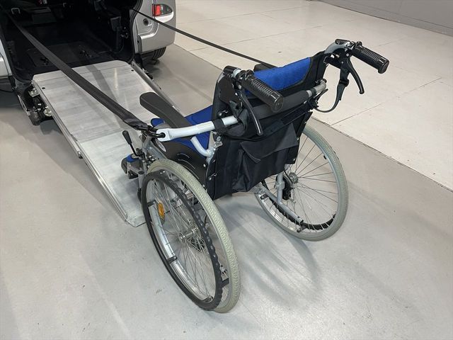 TOYOTA RACTIS 2016 Image 31