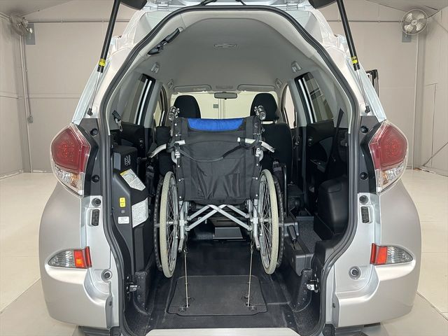 TOYOTA RACTIS 2016 Image 31