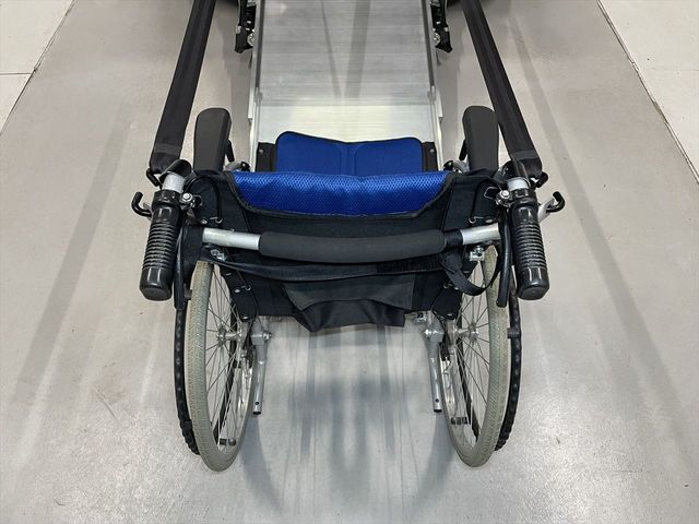 TOYOTA RACTIS 2016 Image 31