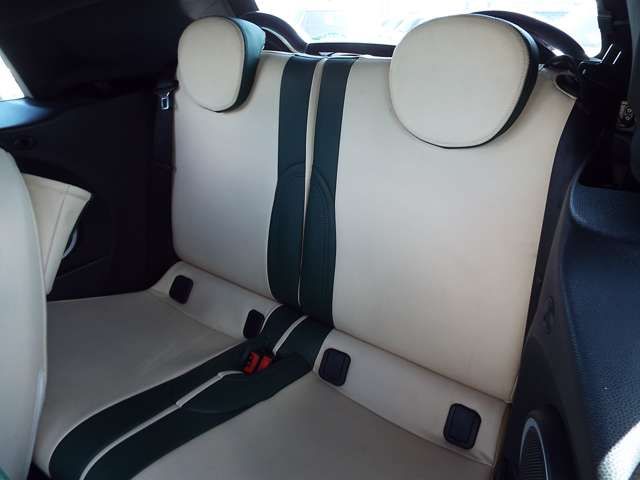 BMW MINI OPEN 2011 Image 31