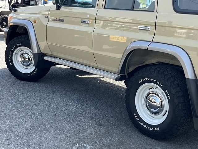 TOYOTA LANDCRUISER VAN 2014 Image 31