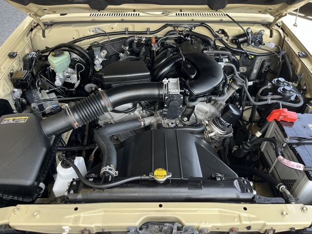 TOYOTA LANDCRUISER VAN 2014 Image 31