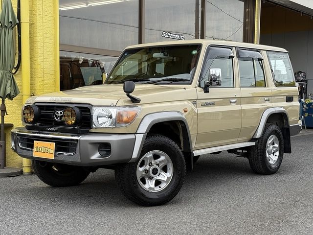 TOYOTA LANDCRUISER VAN 2015 Image 31