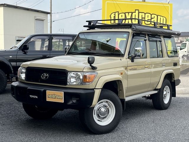 TOYOTA LANDCRUISER VAN 2015 Image 31
