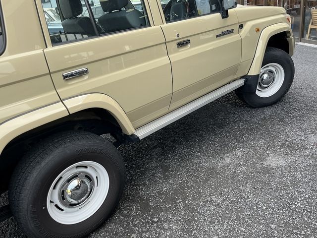 TOYOTA LANDCRUISER VAN 2015 Image 31