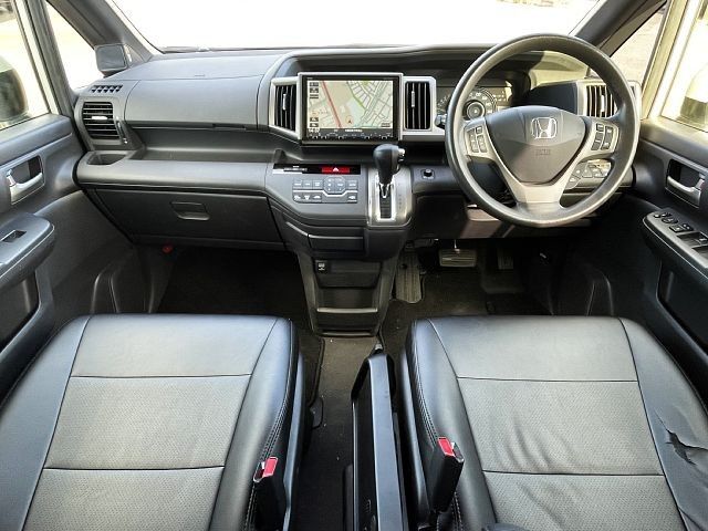 HONDA STEPWAGON 2014 Image 31