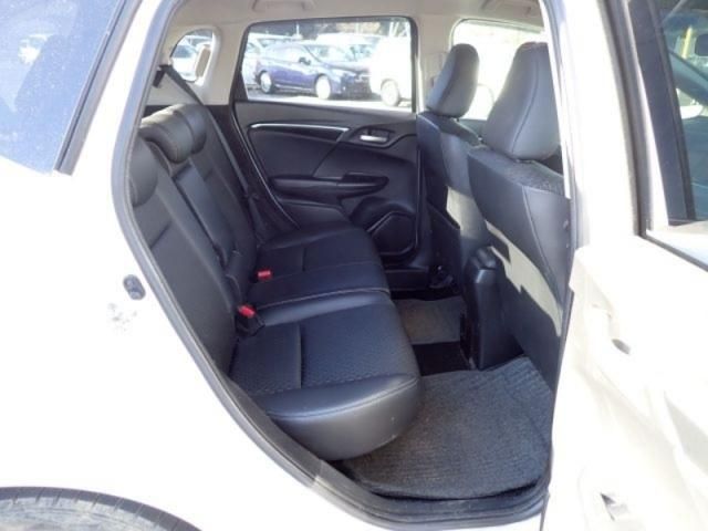 HONDA FIT HYBRID 2015 Image 31