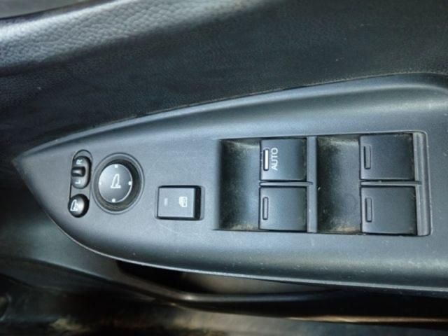 HONDA FIT HYBRID 2015 Image 31