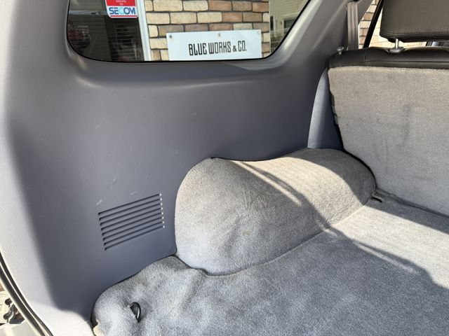 TOYOTA HILUXSURF WAGON 4WD 1996 Image 31