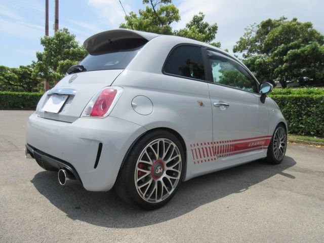 FIAT ABARTH 500 2009 Image 31