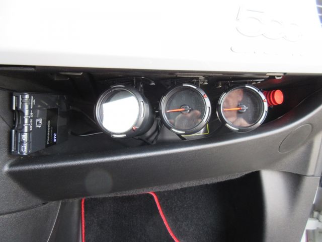 FIAT ABARTH 500 2009 Image 31