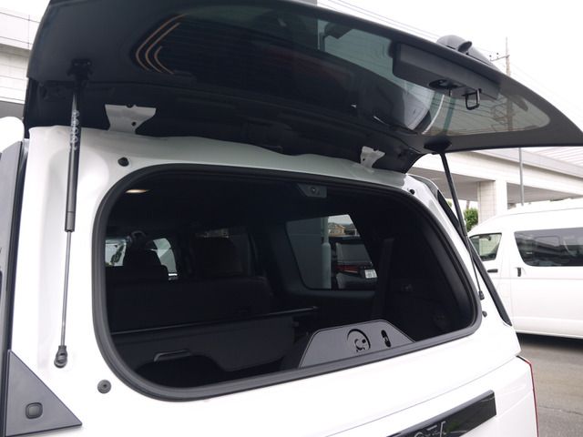 TOYOTA LANDCRUISER 250 2024 Image 31